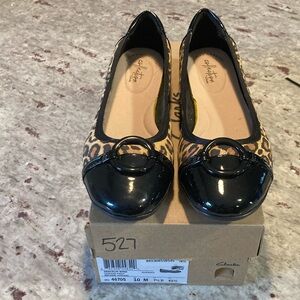 NIB Clark’s Collection leopard cap toe flats. Size 10